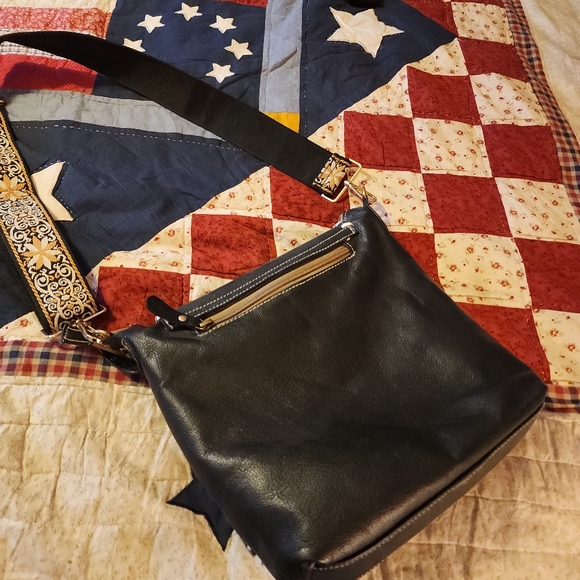 Western Style Black and Brown Crossbody Bag - Picture 5 of 5